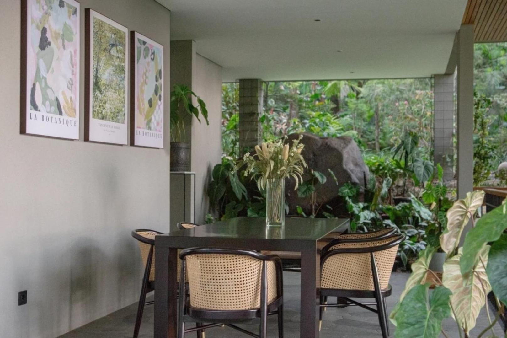 Taman Wisata Bougenville Malabar  Экстерьер фото