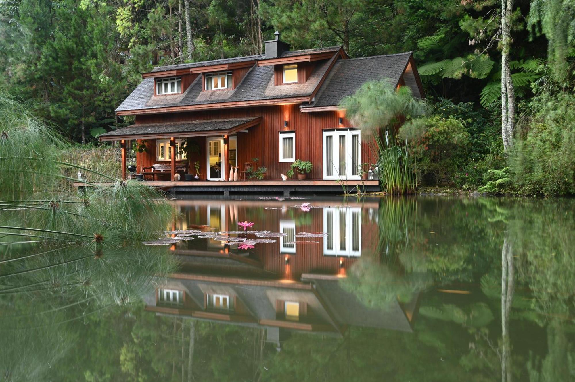 Taman Wisata Bougenville Malabar  Экстерьер фото