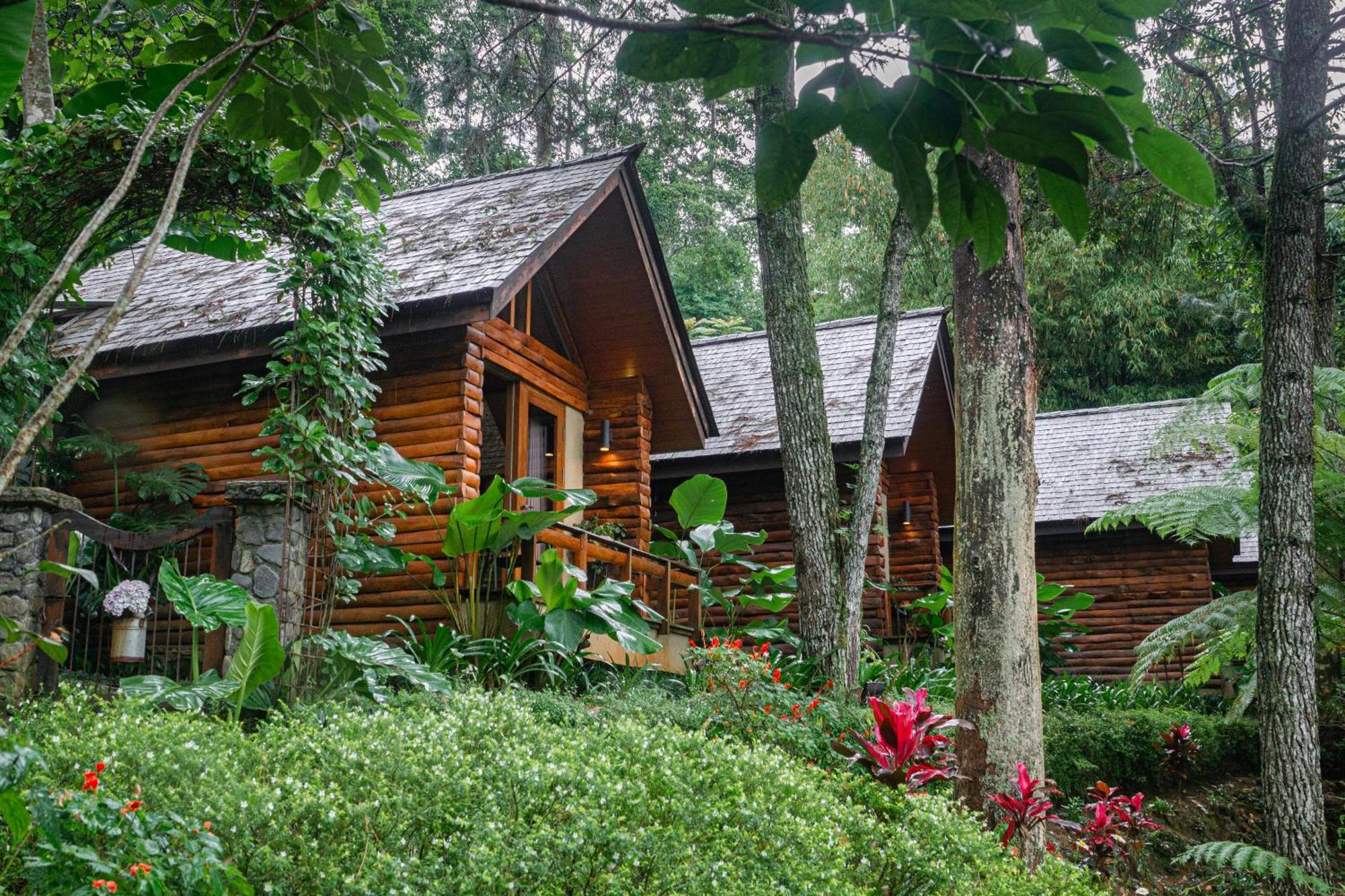 Taman Wisata Bougenville Malabar  Экстерьер фото
